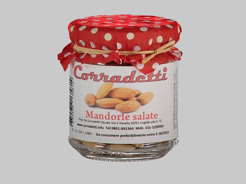 Mandorle salate